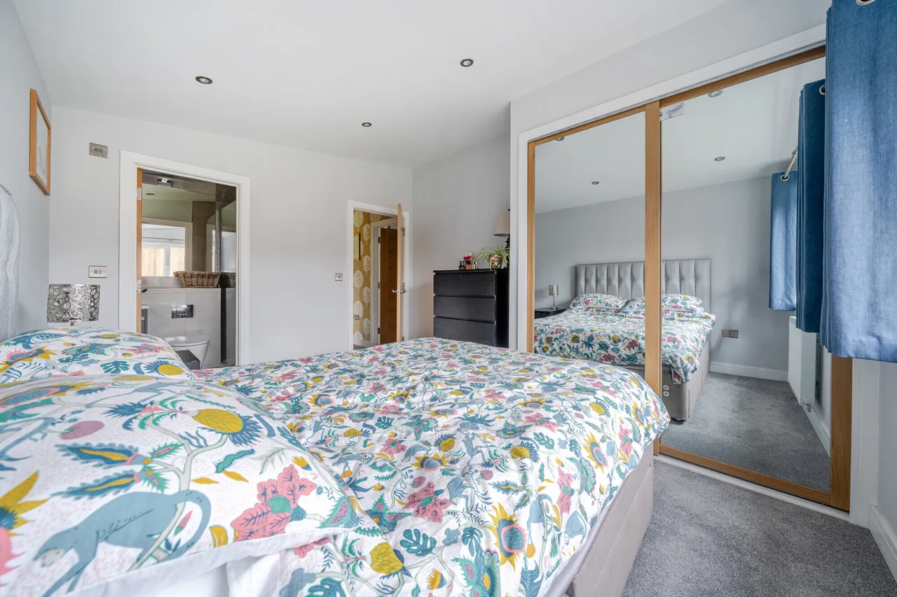 Thornbury Hill, Alveston, BS35, photo 18