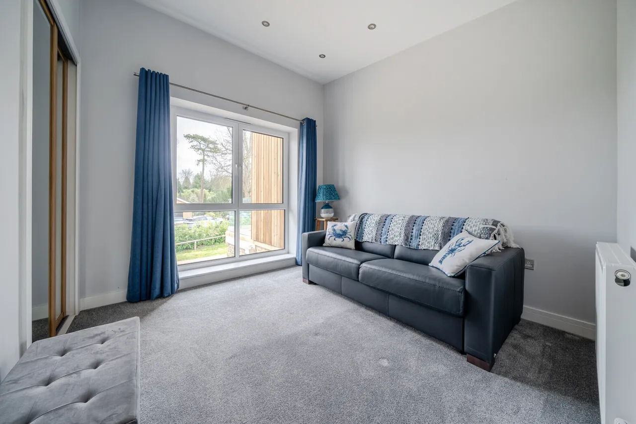 Thornbury Hill, Alveston, BS35, photo 17