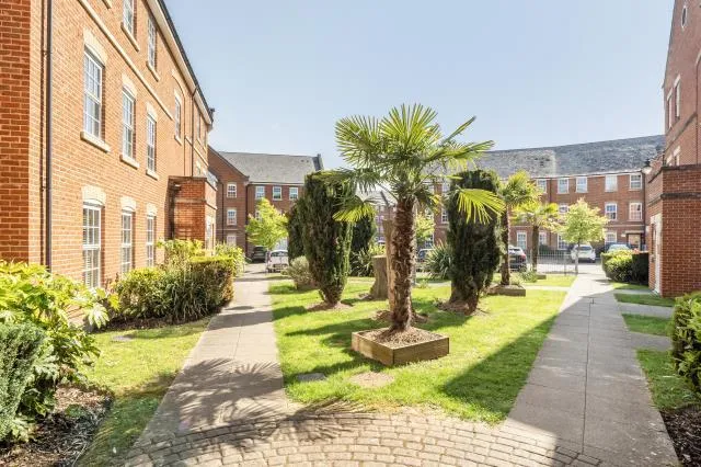 Florey Gardens, Aylesbury, HP20, photo 19