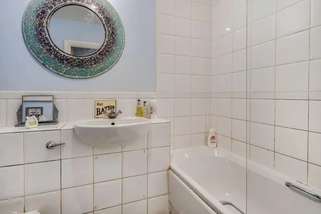 Florey Gardens, Aylesbury, HP20, photo 13