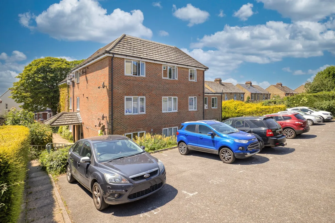 2 bed flat for sale, Dane Park Road, Ramsgate, CT11