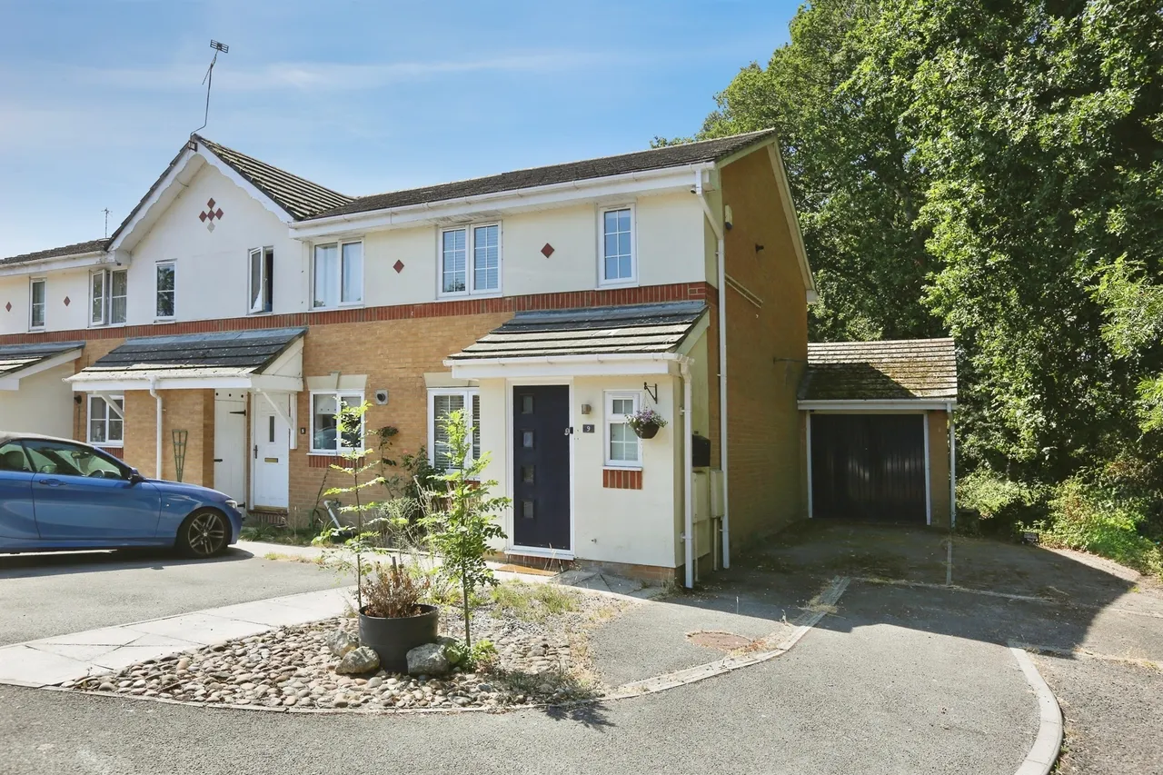 3 bed house for sale — Andersen Close, Whiteley, Fareham