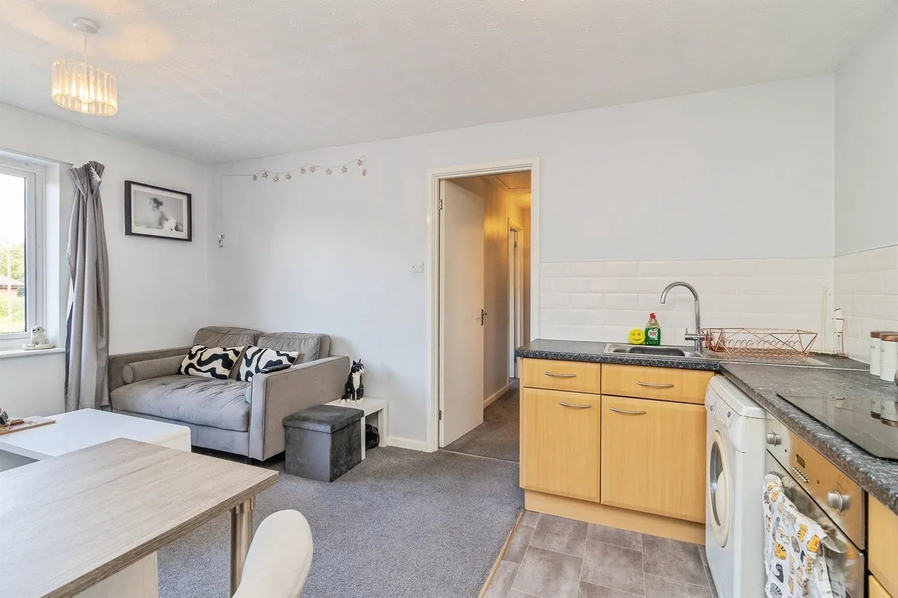 Tenterden Crescent, Kents Hill, MILTON KEYNES, photo 7