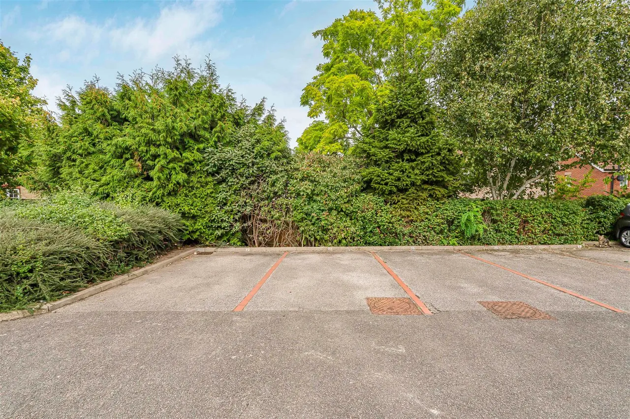 Heasman Close, Newmarket, CB8, photo 13