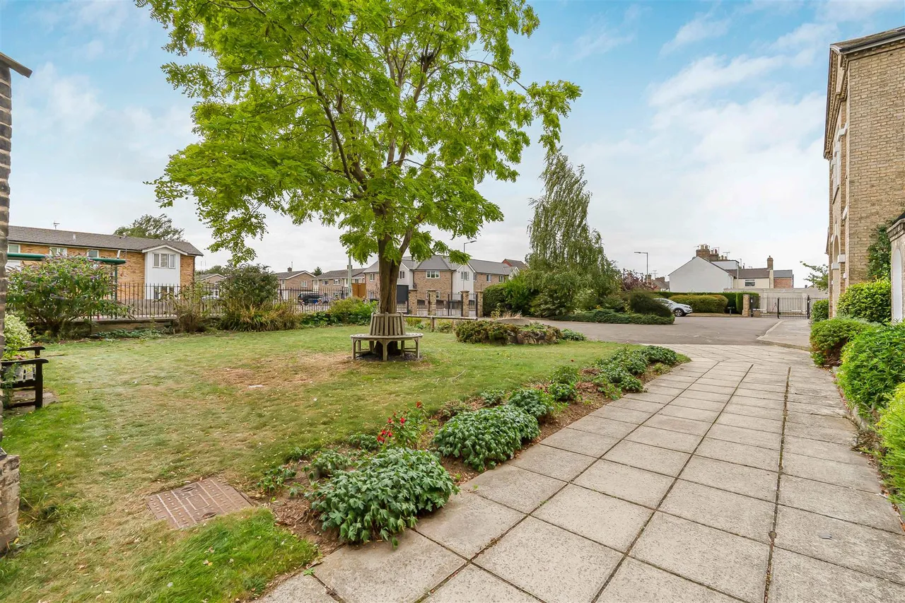 Heasman Close, Newmarket, CB8, photo 18