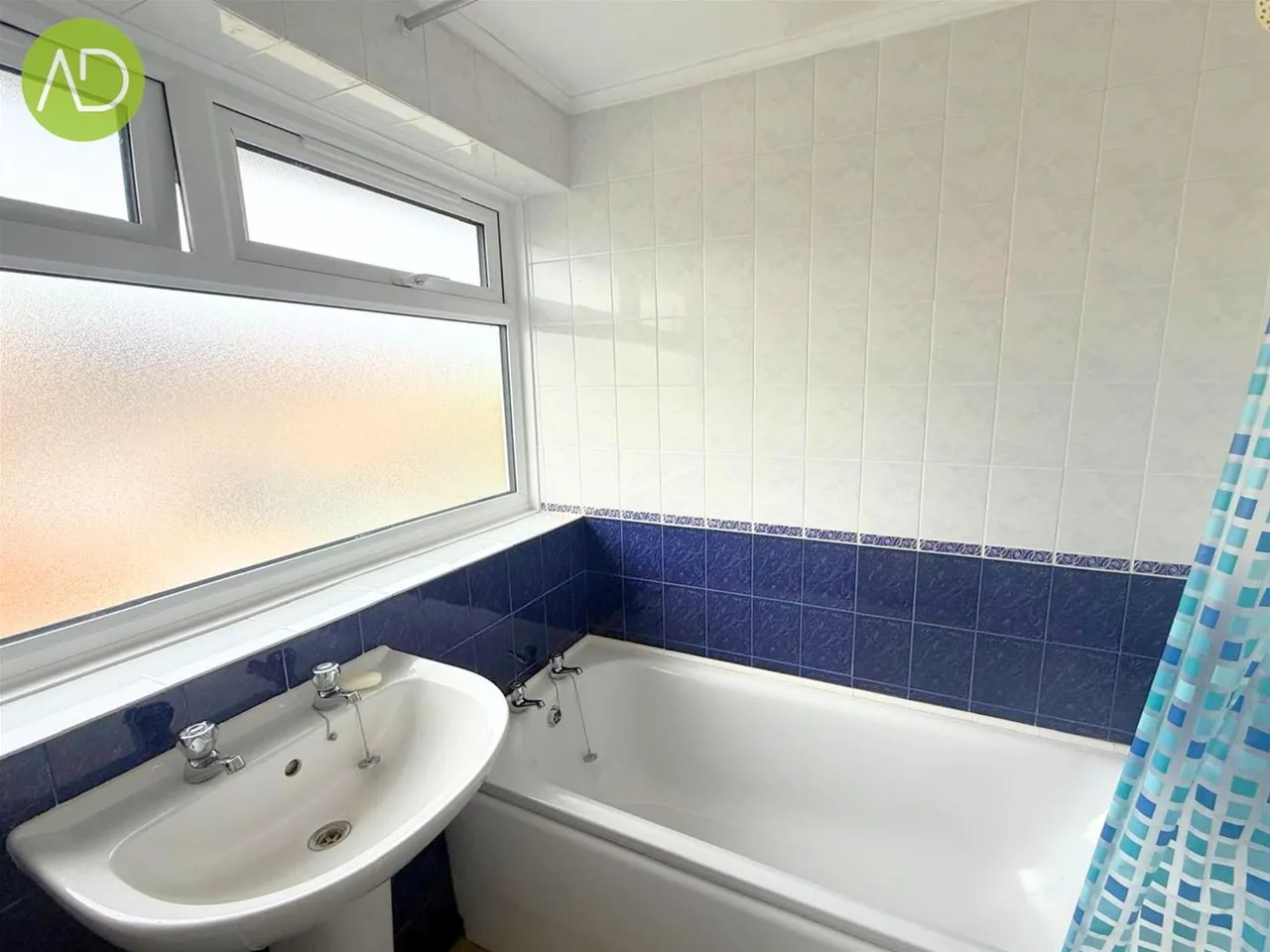 Dorchester Avenue, Hoddesdon, EN11, photo 8