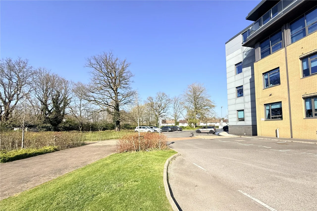 Wokingham Road, Bracknell, Berkshire, RG42 1AF, photo 11