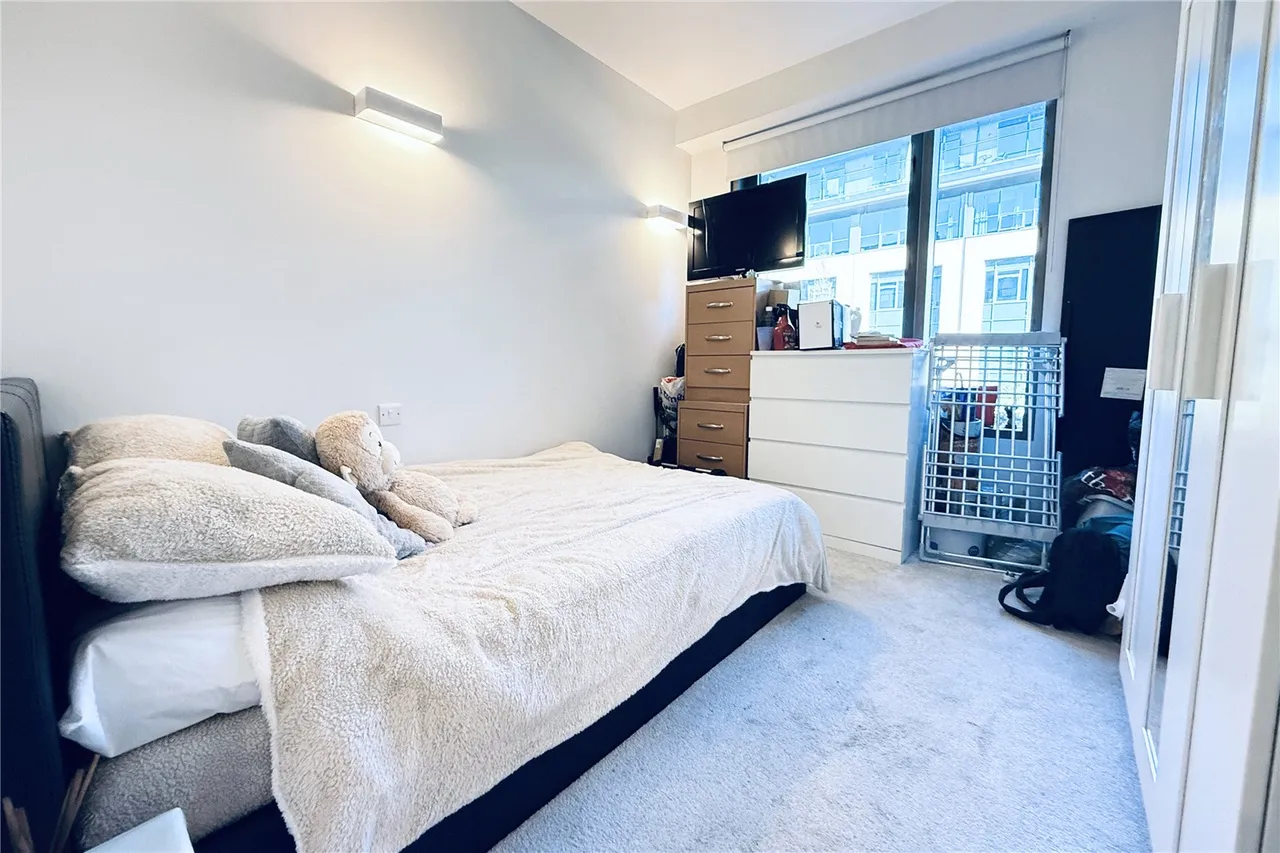 Wokingham Road, Bracknell, Berkshire, RG42 1AF, photo 5
