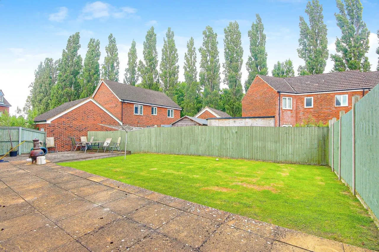 Staxton Drive Kingsway, Quedgeley, Gloucester, GL2, photo 12