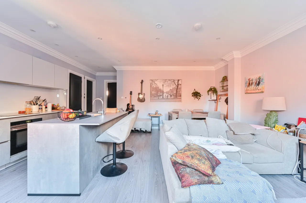 2 bed flat for sale — 52d, High Street, BROMLEY