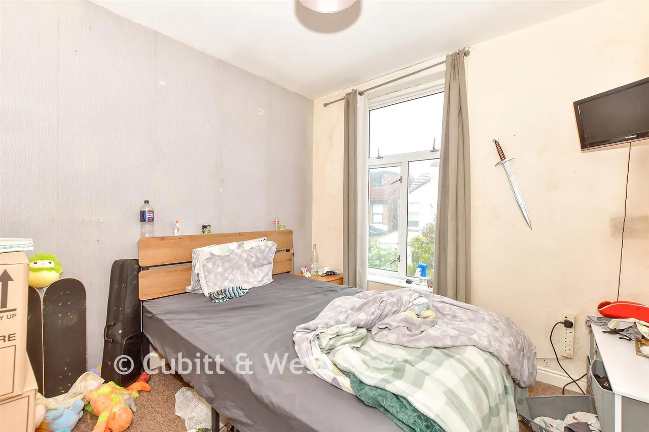 Jubilee Road, Southsea, PO4, photo 10