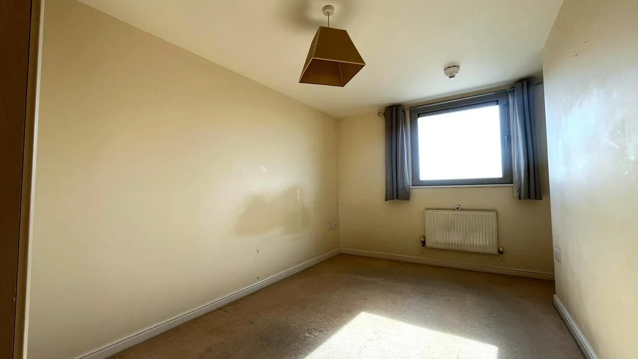 1 Throwley Way, Sutton, SM1, photo 7