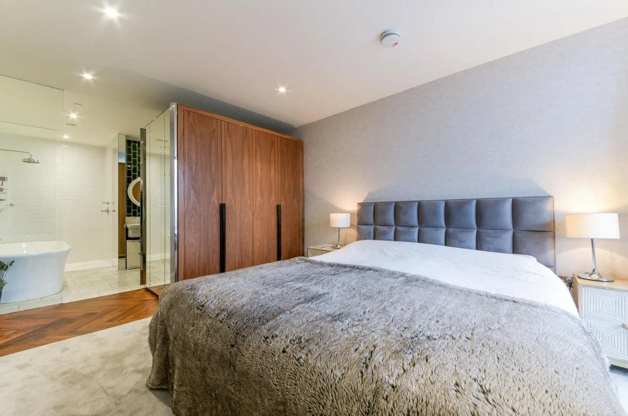 Embassy Gardens, Nine Elms, SW11, photo 5