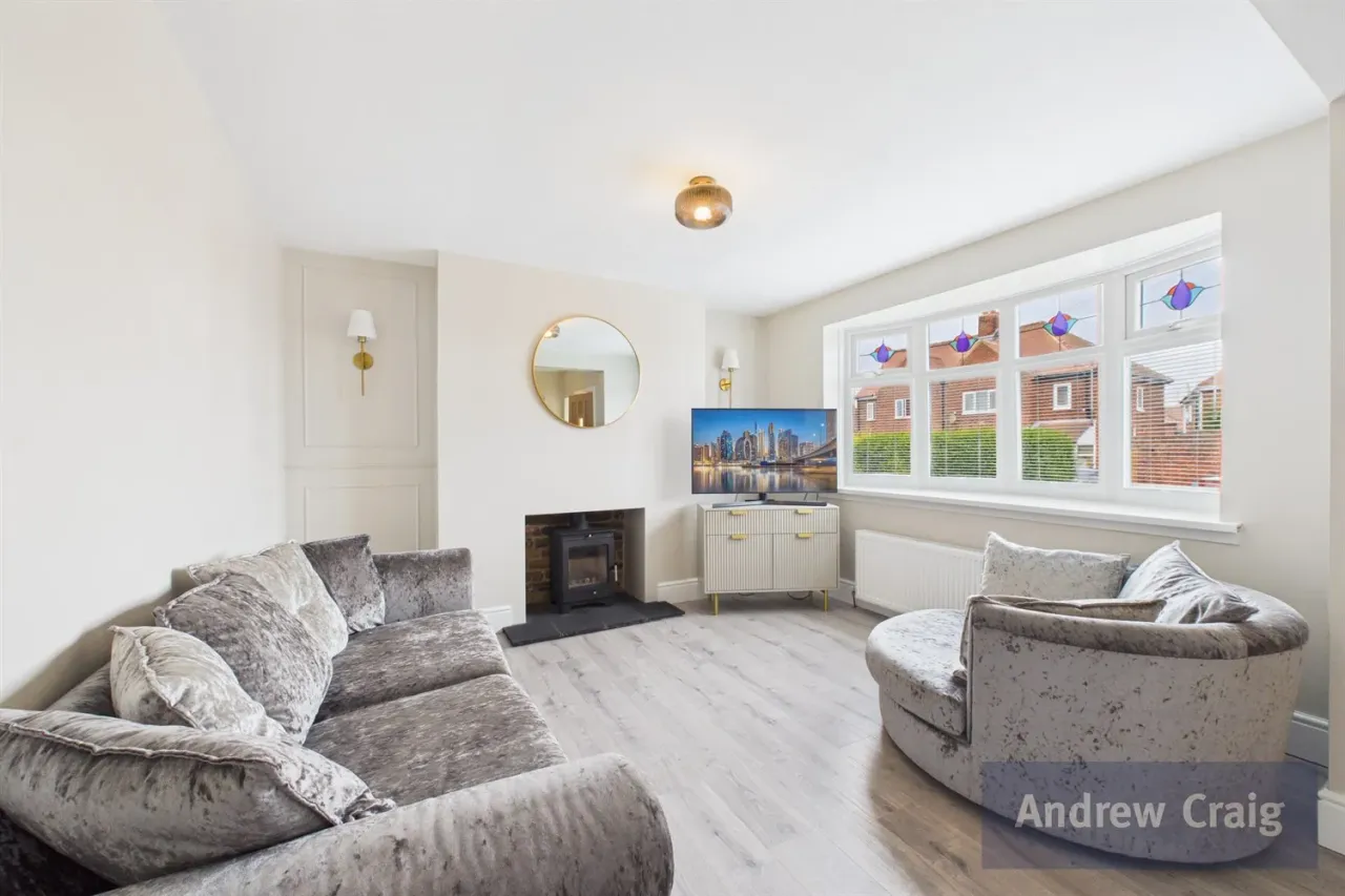 Surrey Avenue, Silksworth, SR3, photo 3