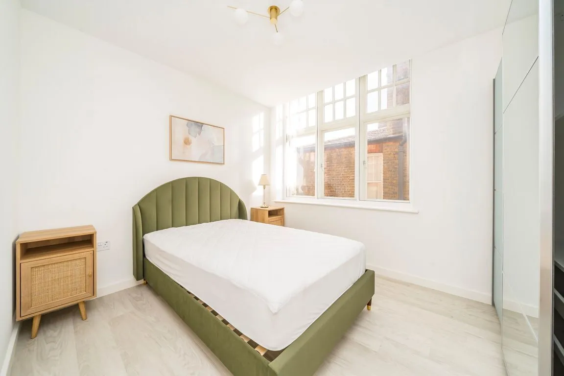 Three Pigeons House, W5, photo 4