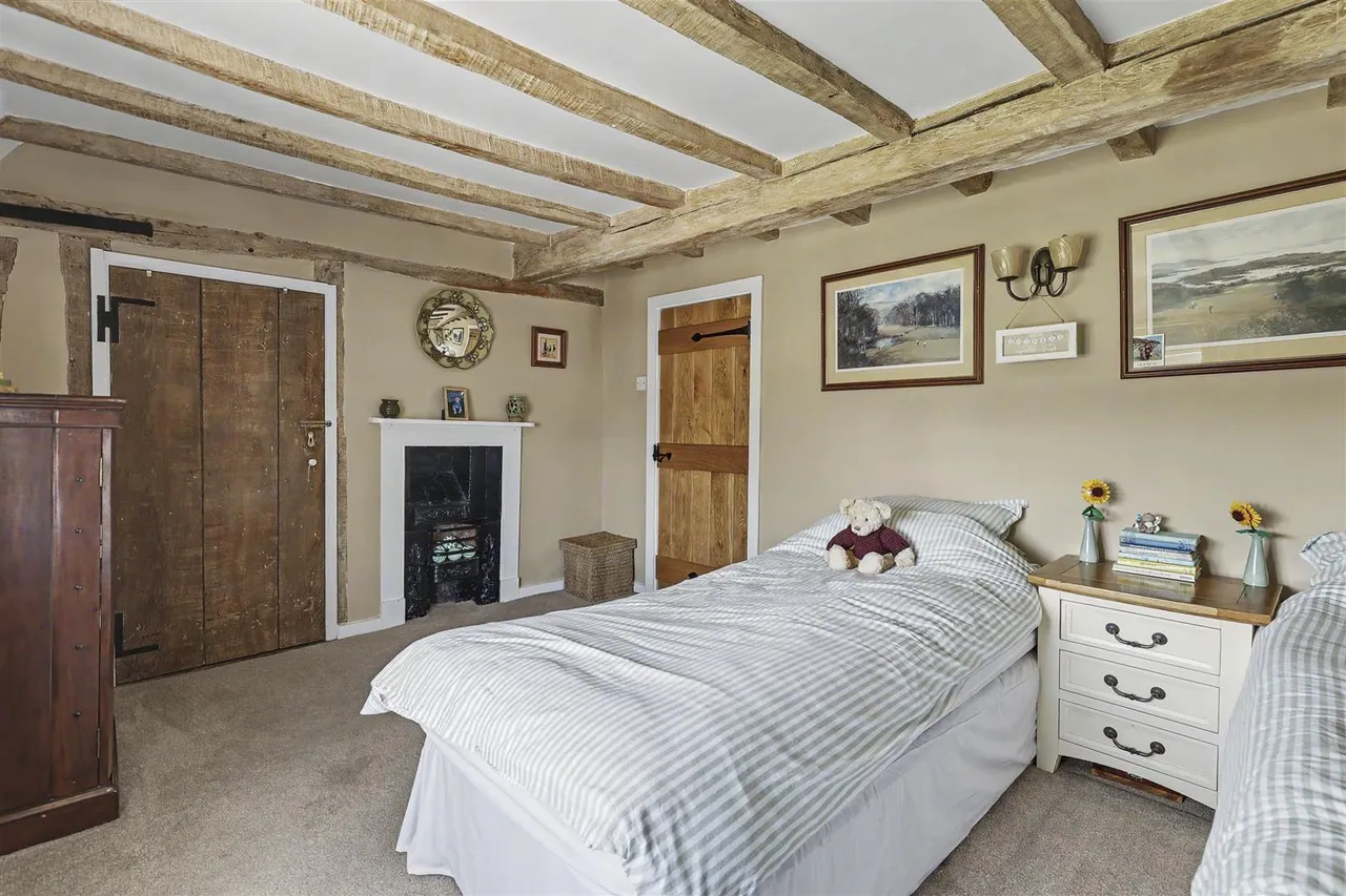 Tindon End, Great Sampford, CB10, photo 23