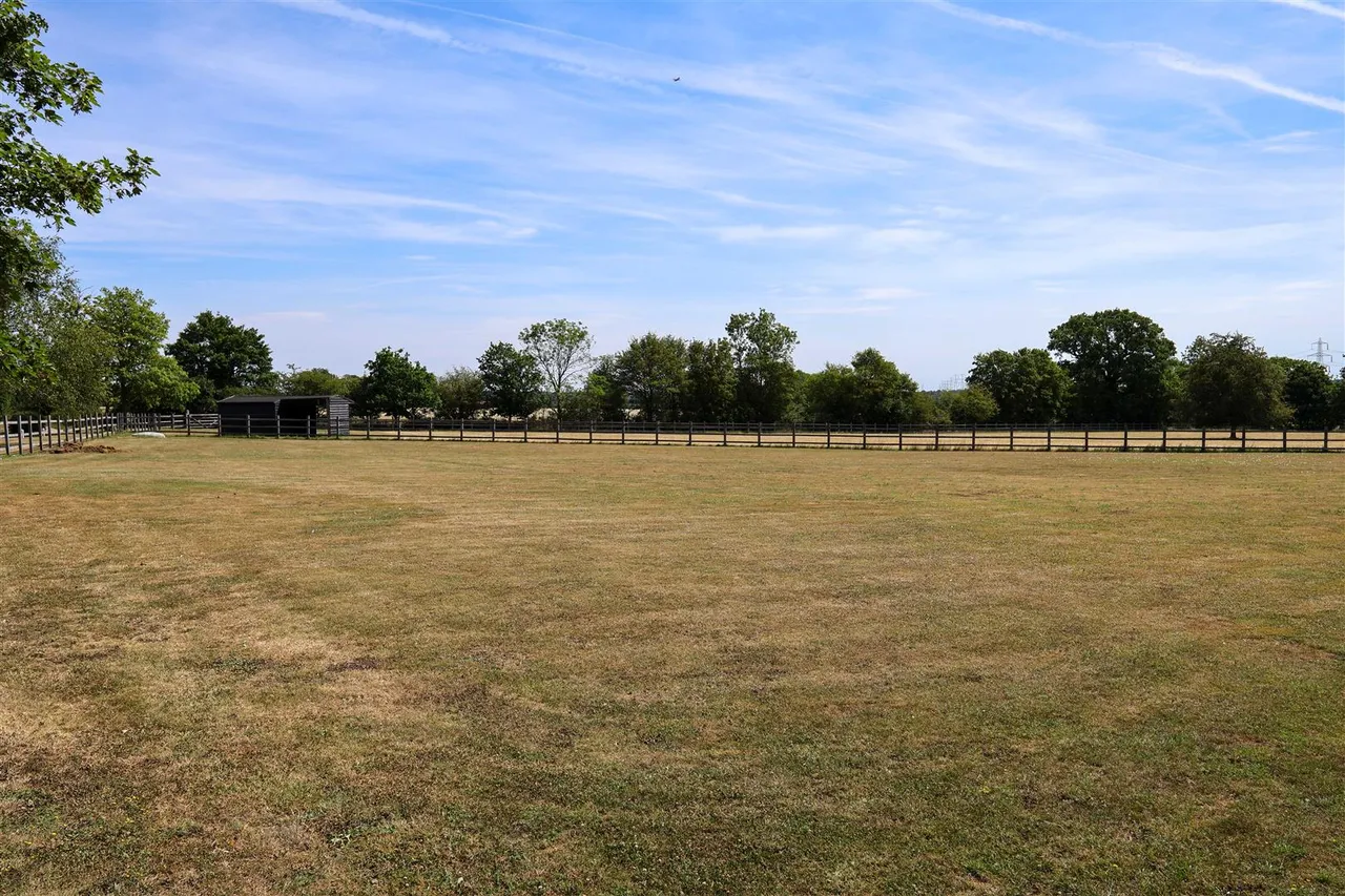 Tindon End, Great Sampford, CB10, photo 40