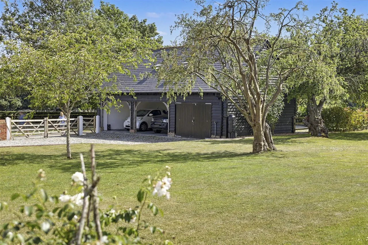 Tindon End, Great Sampford, CB10, photo 33