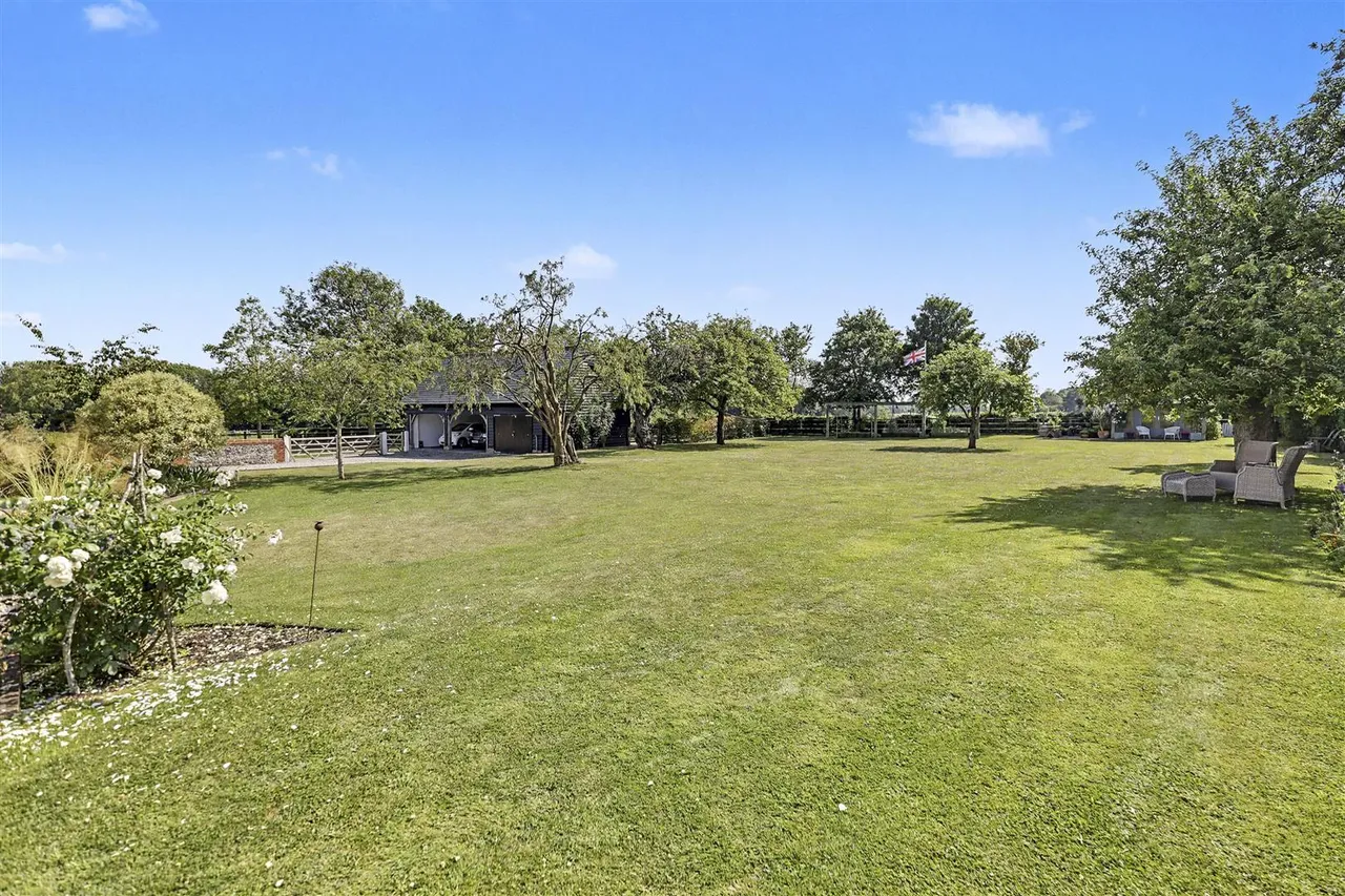 Tindon End, Great Sampford, CB10, photo 34