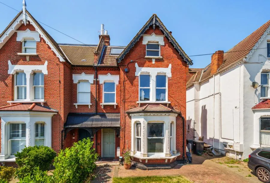 Madeira Road, London, SW16, photo 2