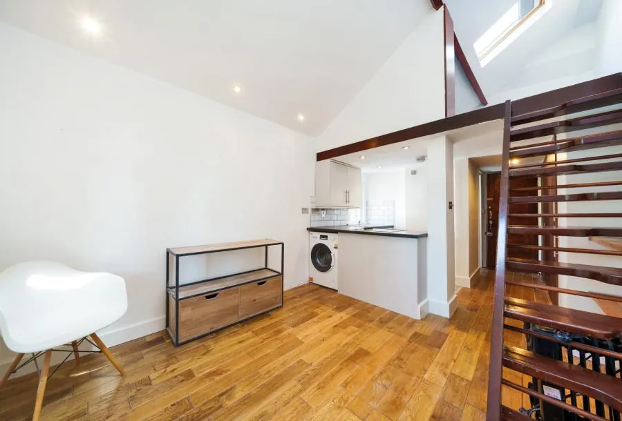 1 bed flat to rent, Madeira Road, London, SW16