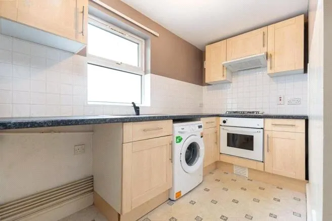 1 bed flat for sale — London Road, Mitcham, CR4 3HD