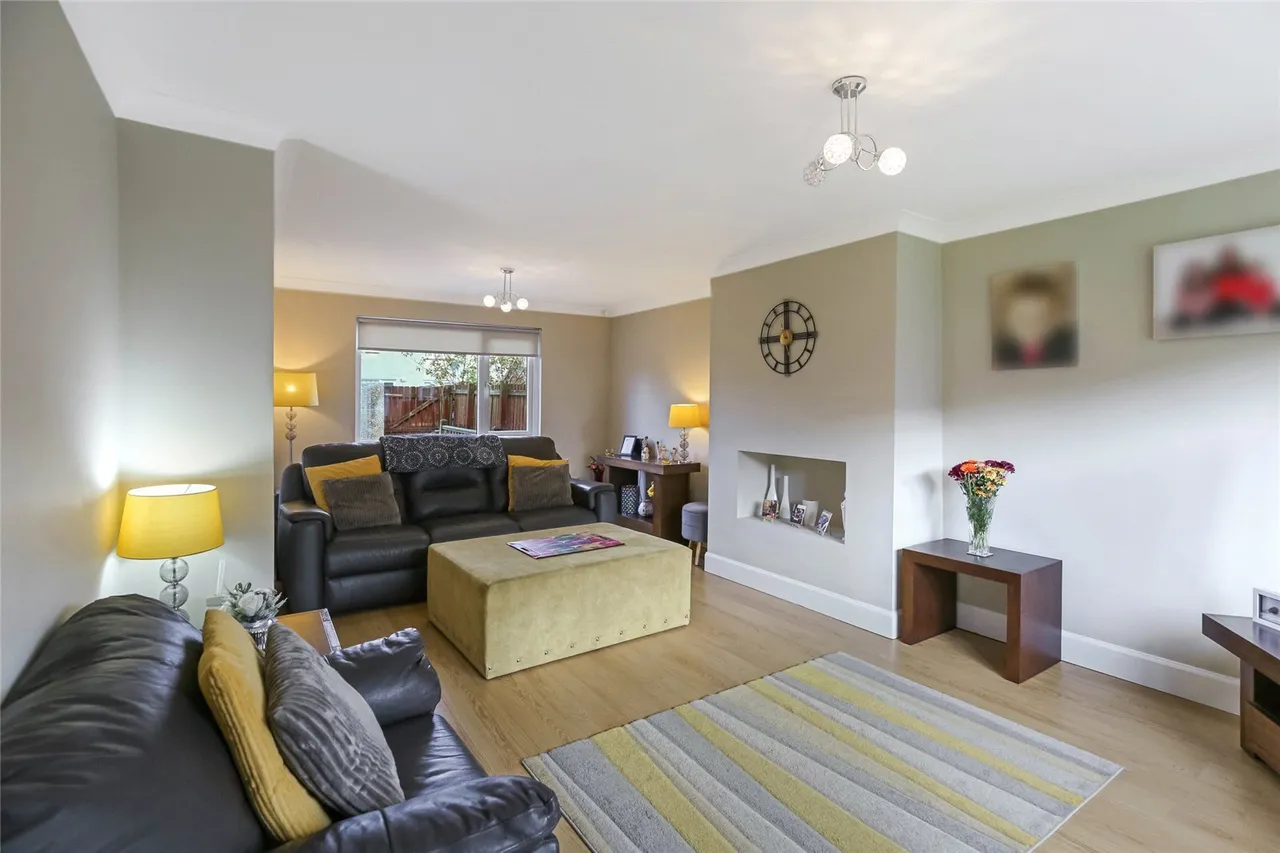 Manuel Terrace, Dreghorn, KA11, photo 2