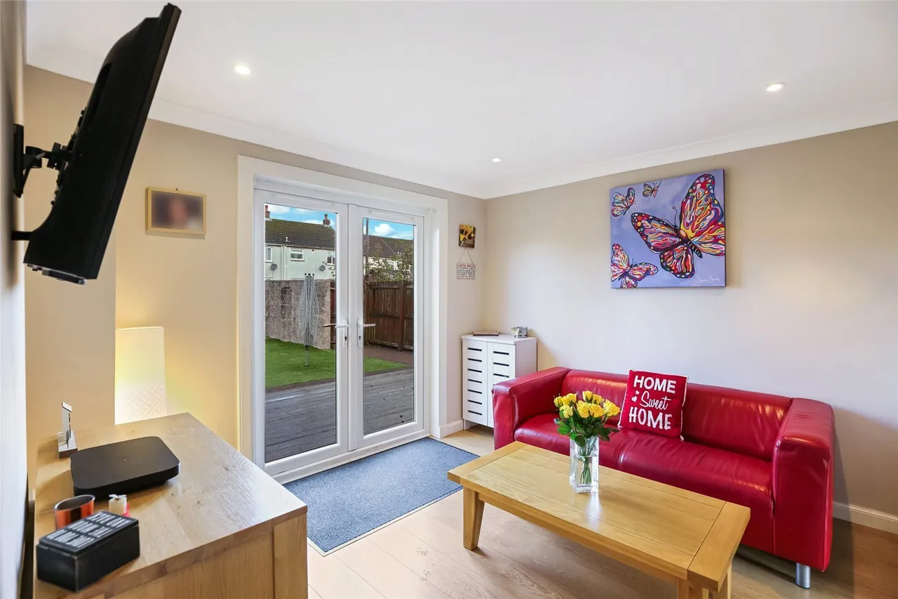 Manuel Terrace, Dreghorn, KA11, photo 4