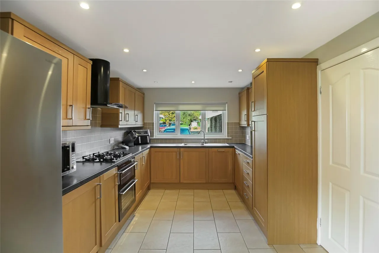 Manuel Terrace, Dreghorn, KA11, photo 3