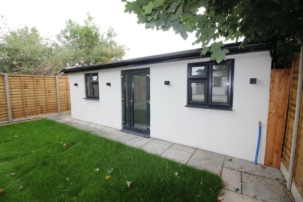 Braemar Road, WORCESTER PARK, Surrey, Worcester Park, KT48SW, photo 18