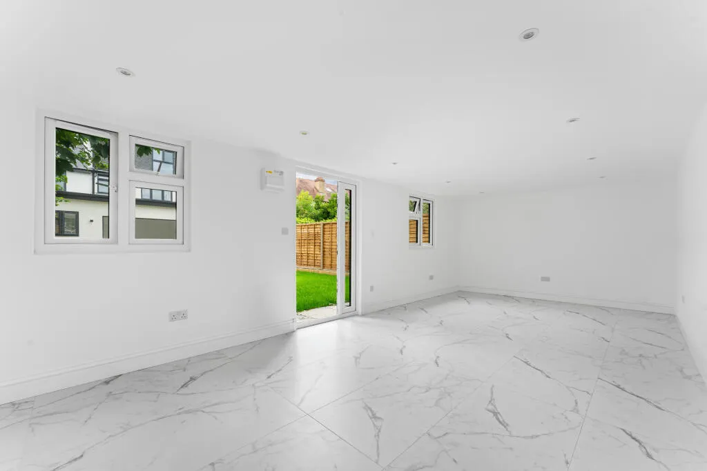 Braemar Road, WORCESTER PARK, Surrey, Worcester Park, KT48SW, photo 19