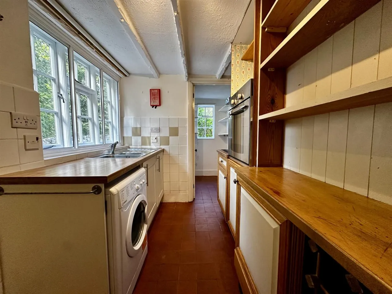 High Street, Avebury, SN8, photo 2