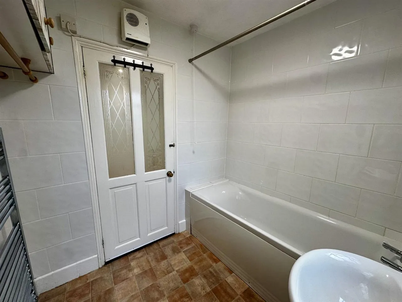 High Street, Avebury, SN8, photo 8