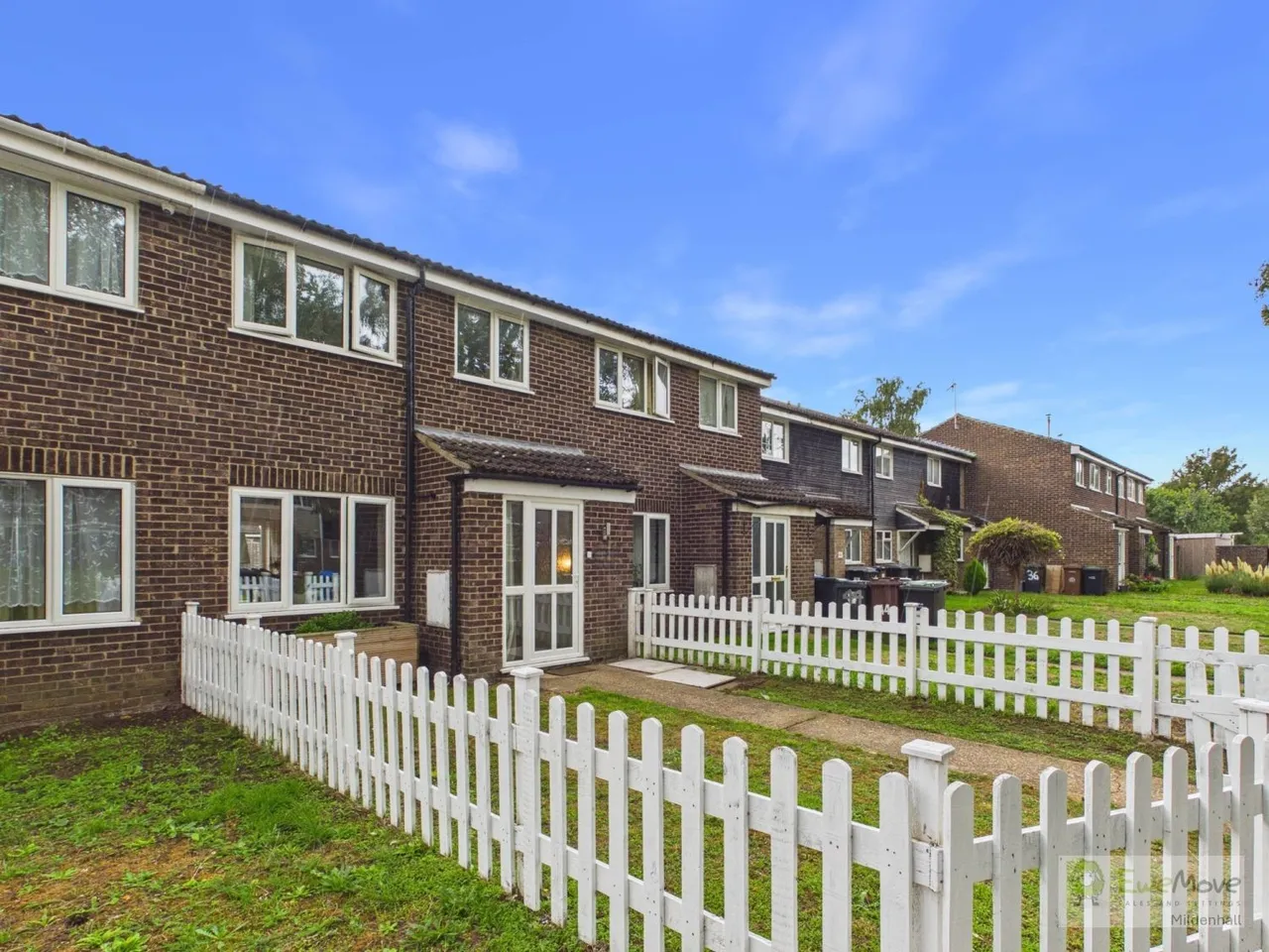 3 bed house for sale, Marigold Drive, Red Lodge, IP28