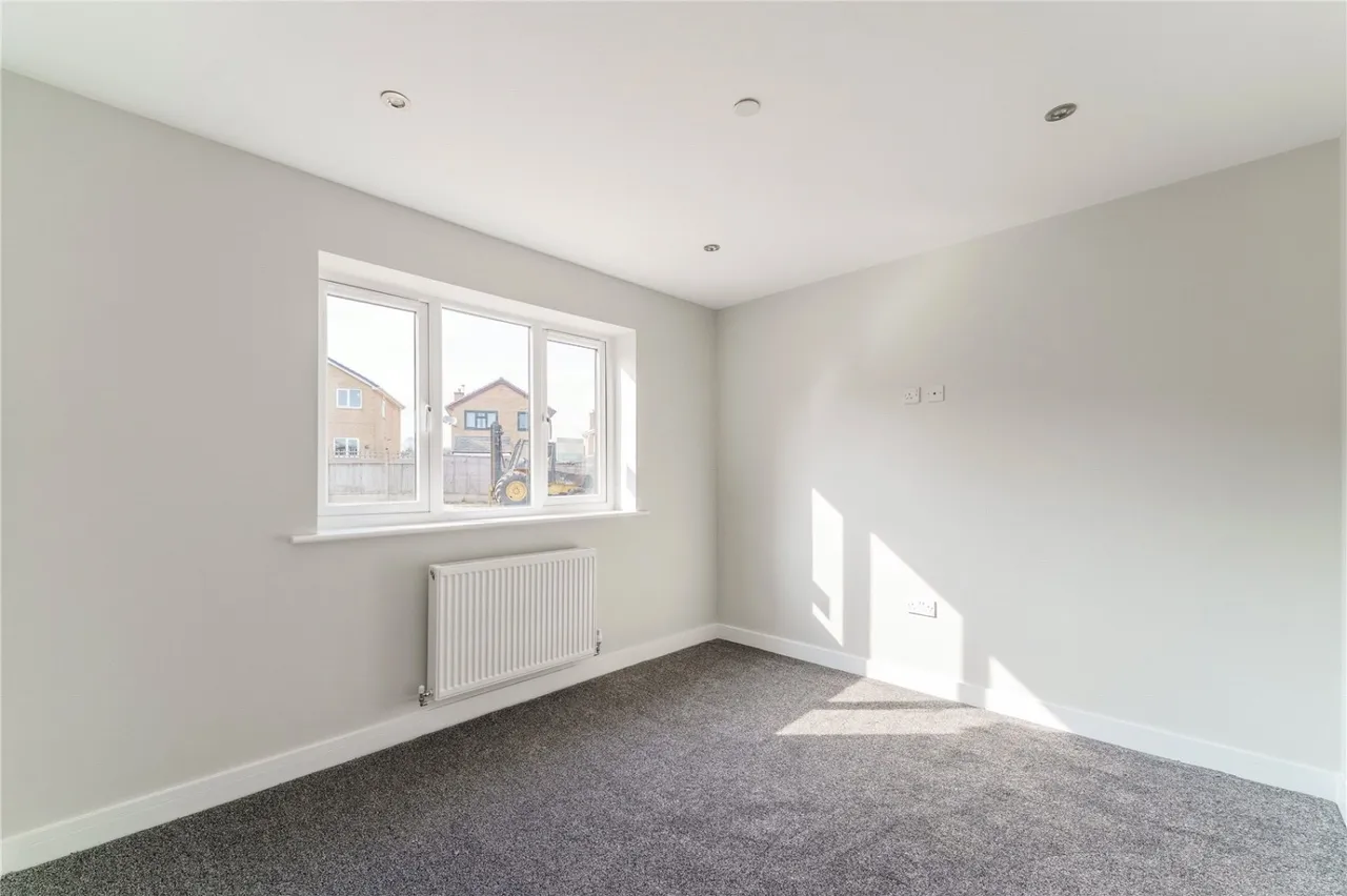 Elder Avenue, Upton, WF9, photo 29
