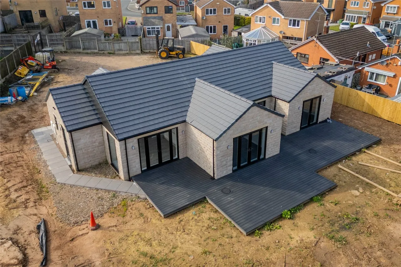 Elder Avenue, Upton, WF9, photo 36
