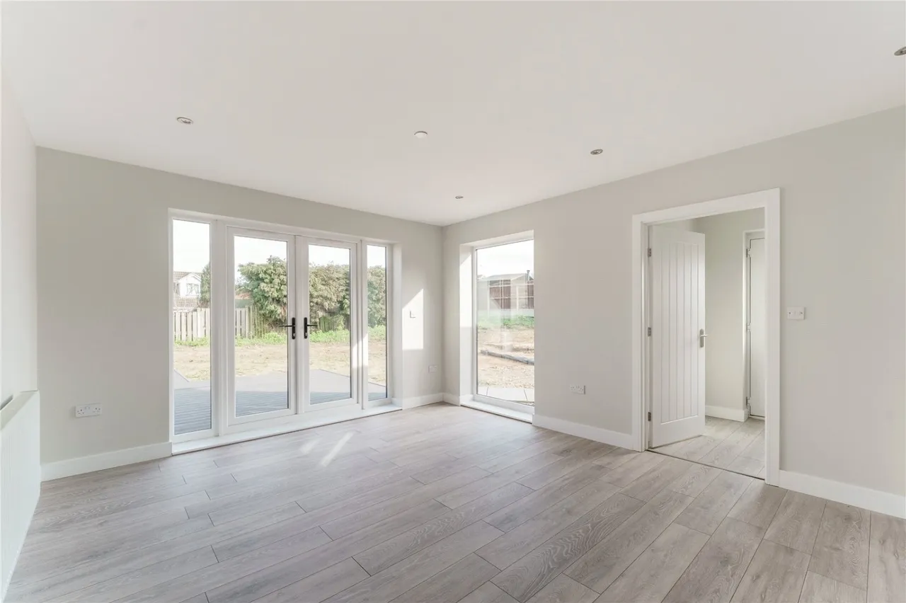Elder Avenue, Upton, WF9, photo 14