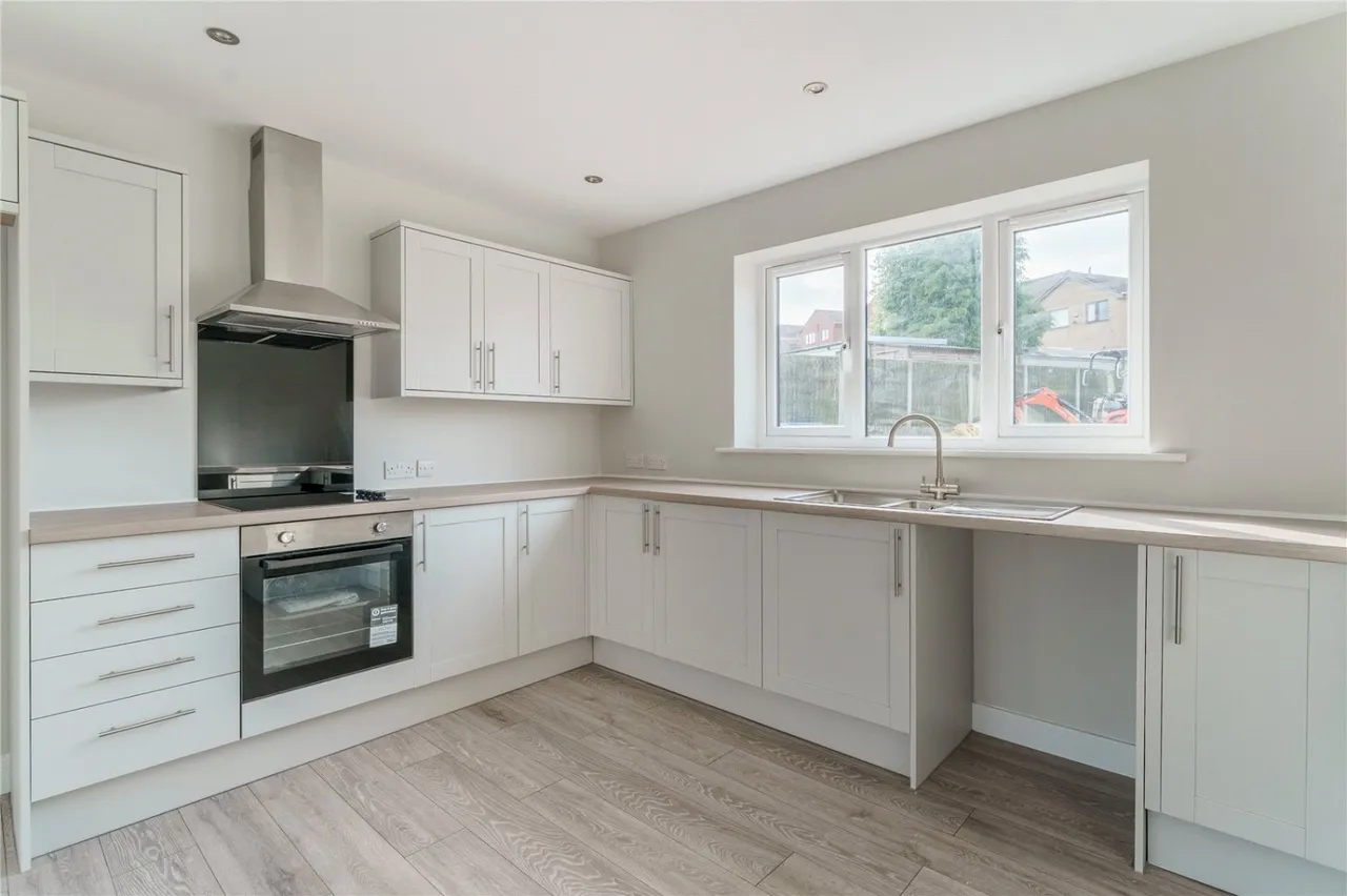 Elder Avenue, Upton, WF9, photo 8