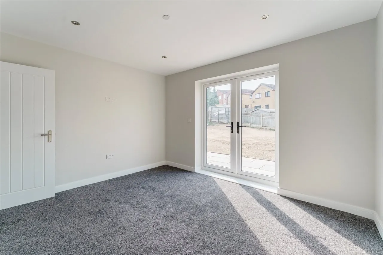 Elder Avenue, Upton, WF9, photo 21