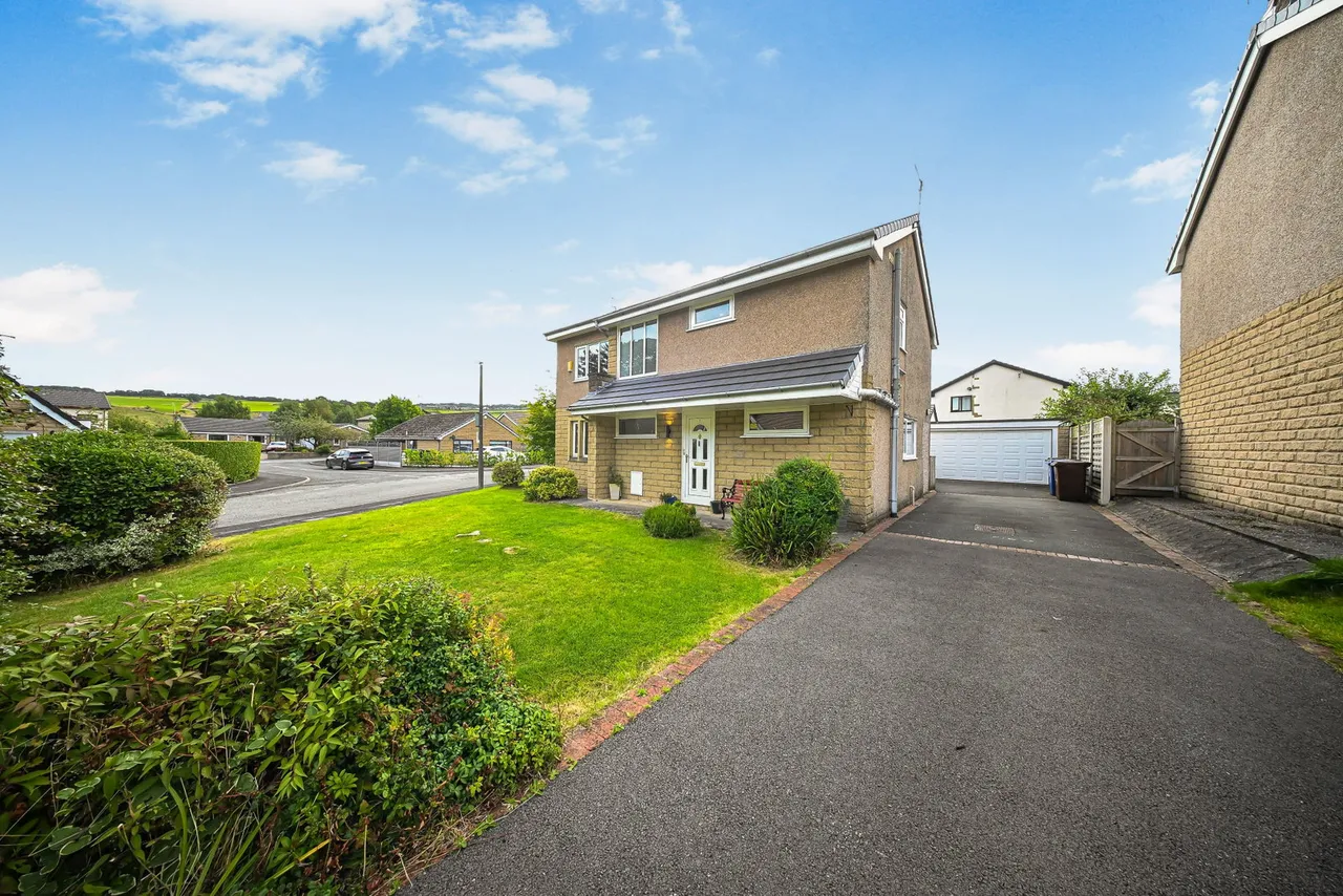 Walk Mill Place, Cliviger, BB10, photo 45