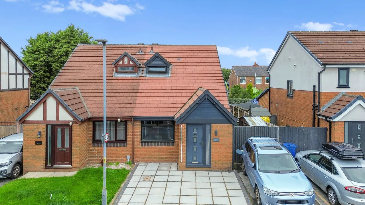 2 bed house for sale, Bexhill Drive, Leigh, WN7