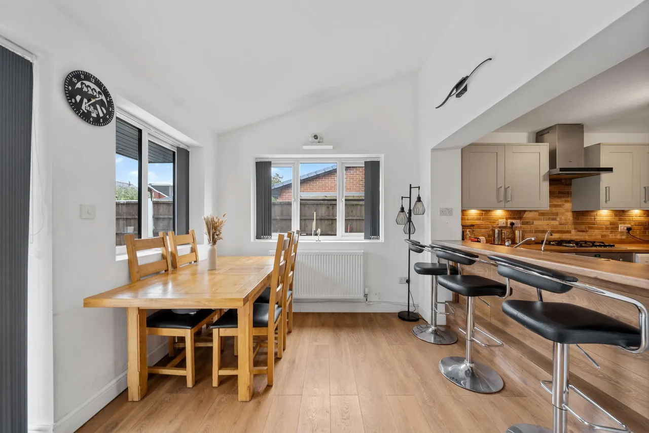 Bexhill Drive, Leigh, WN7, photo 9