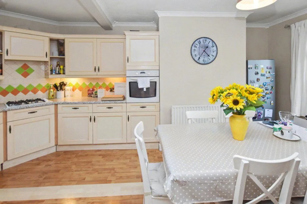 Halliday Grove, Leeds, LS12, photo 3