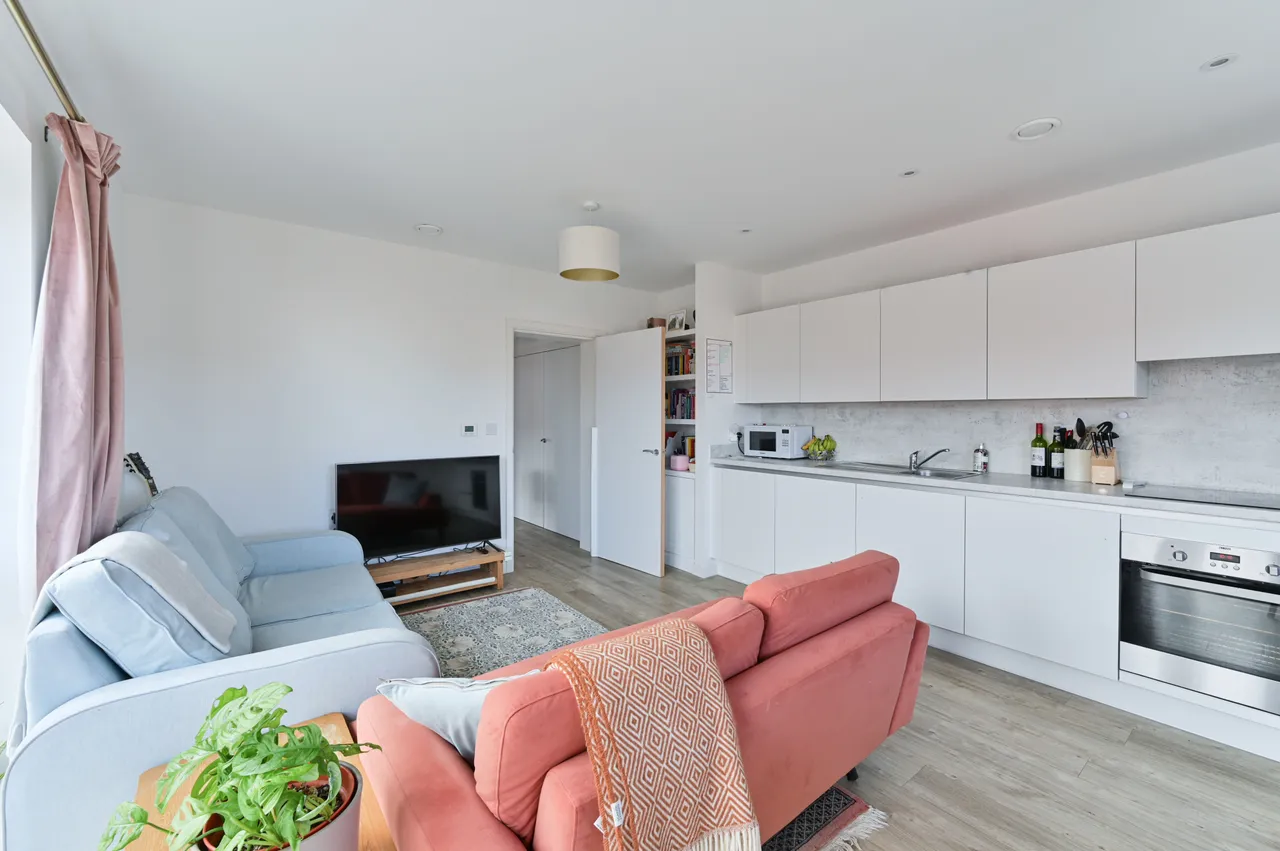 22 Bluebell House, 3 Springfield Drive, London, photo 2