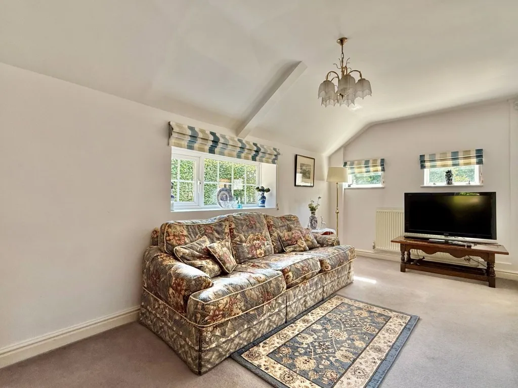 Linton ~ Linton Common, LS22, photo 13