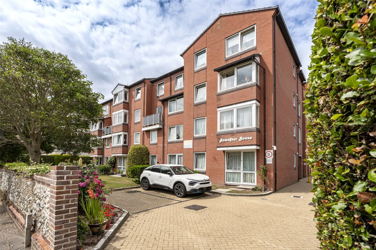 1 bed flat for sale, Heene Road, Worthing, BN11