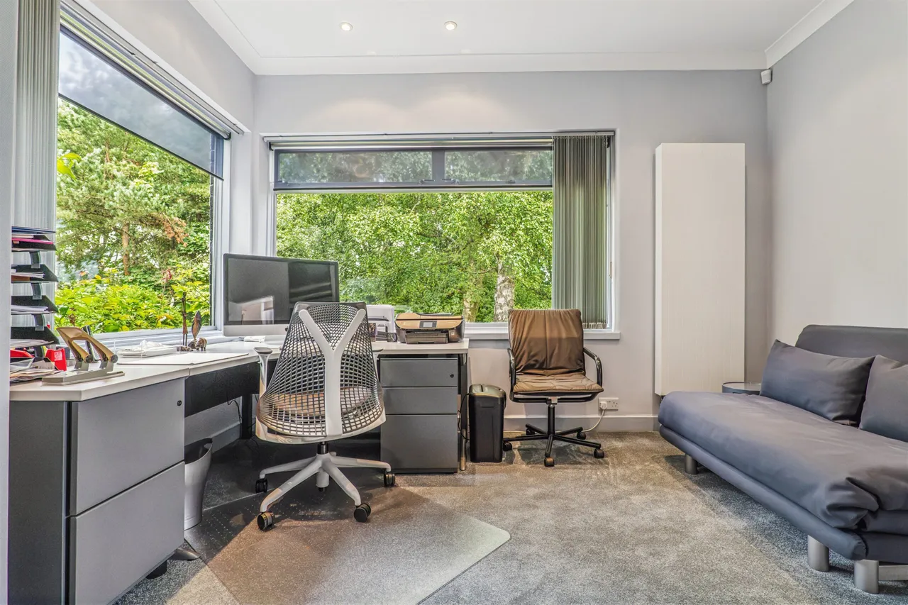 Hillcrest Drive, Newton Mearns, photo 8