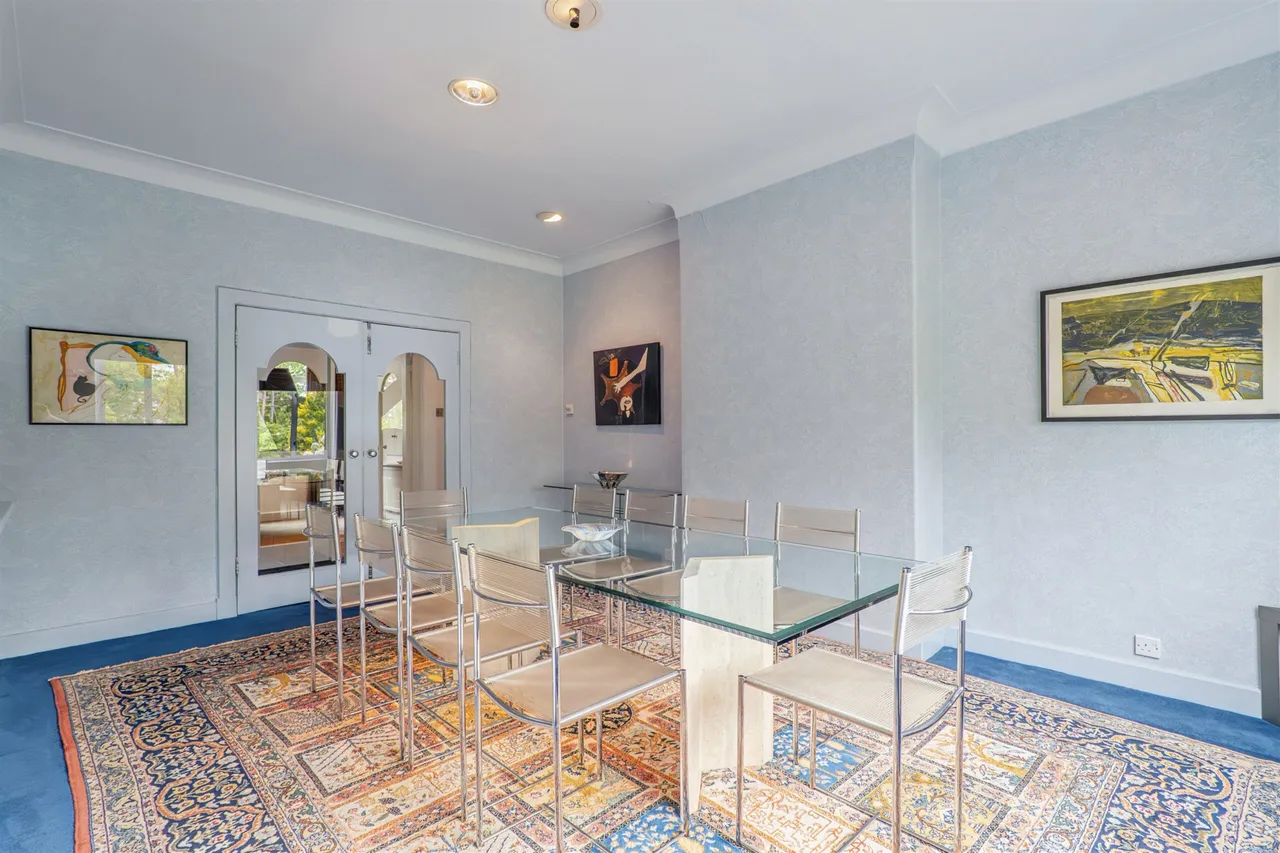 Hillcrest Drive, Newton Mearns, photo 7