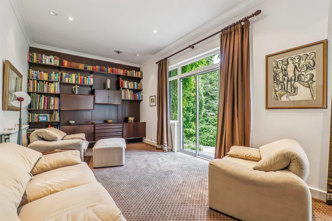 Hillcrest Drive, Newton Mearns, photo 3