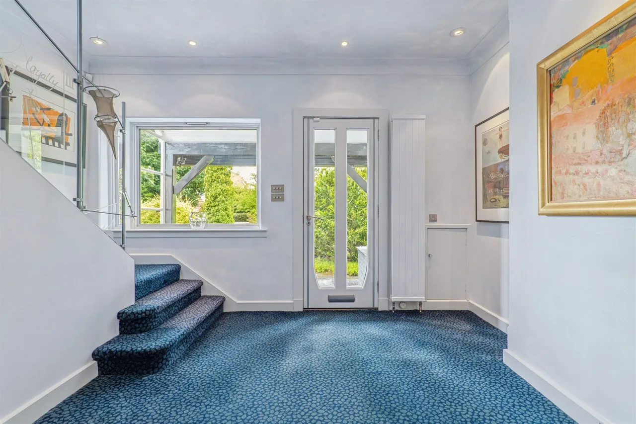 Hillcrest Drive, Newton Mearns, photo 12